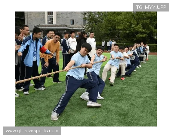 俱乐部与学校联合推广足球课程提高参与率 俱乐部与学校联合推广足球课程提高参与率